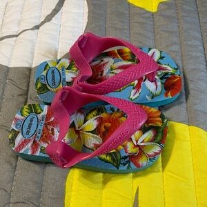 Havaianas Kids Floral Flip Flops - Pink and Blue